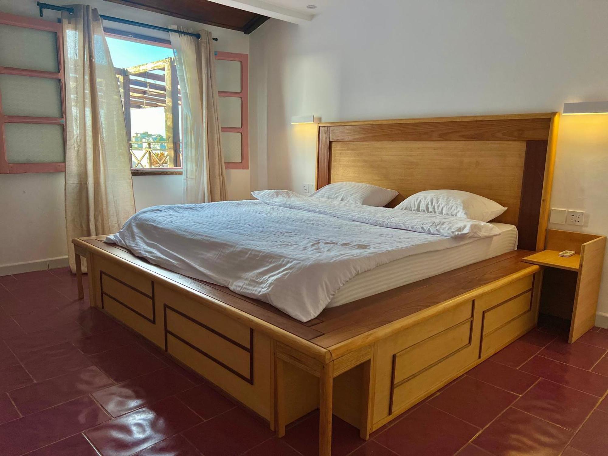Fly Fishes Hotel Сент Луис Екстериор снимка